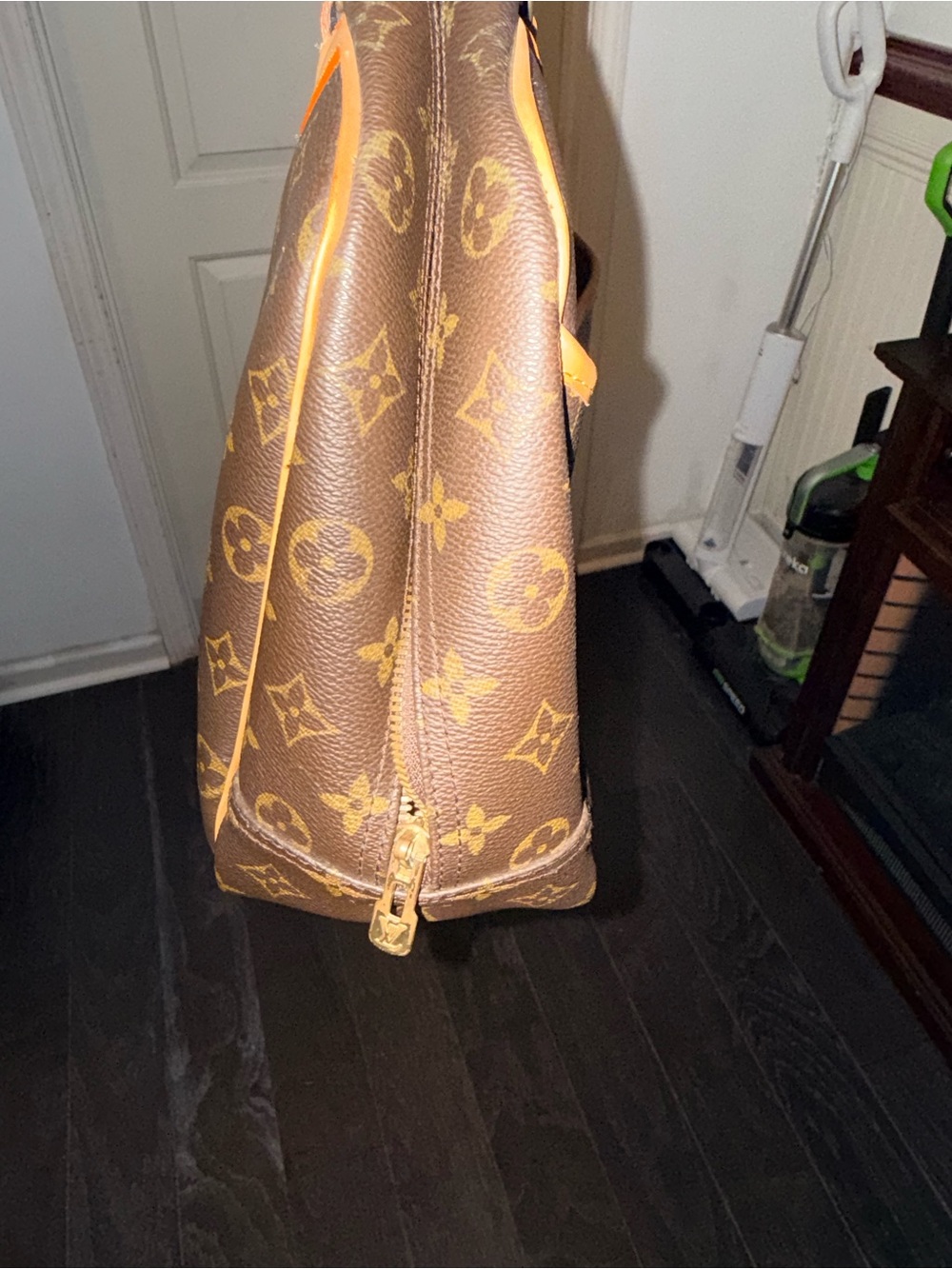 Louis Vuitton Monogram Canvas Satchel in Brown and Tan - Picture 6 of 7